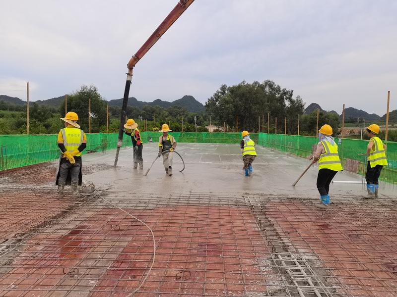 市政公司中泰崇左產業(yè)園供水工程（二期）項目主體結構封頂