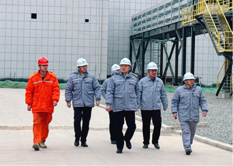 周鴻到西部公司榆林新材料項目調(diào)研指導工作