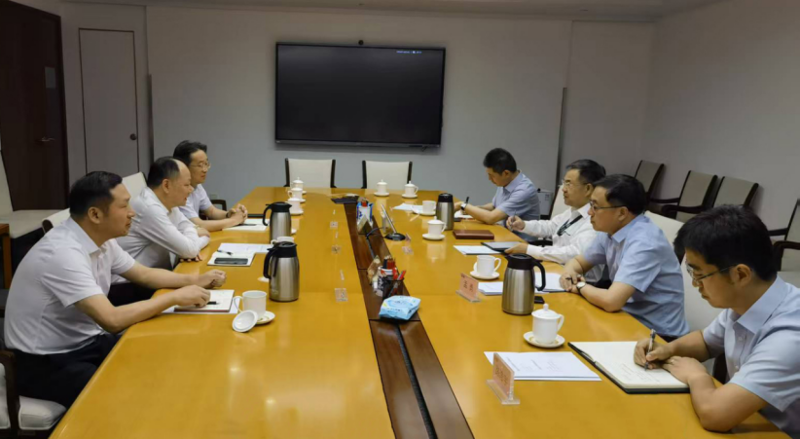 周鴻拜訪中國石化工程部總經理向文武