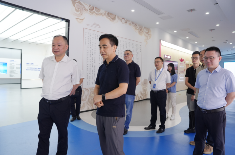 周鴻會見湖南省建筑設(shè)計(jì)院黨委書記、董事長夏心紅