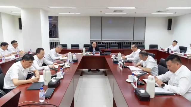 中國(guó)化學(xué)黨委召開常委會(huì)（擴(kuò)大）會(huì)議暨黨建工作領(lǐng)導(dǎo)小組會(huì)議